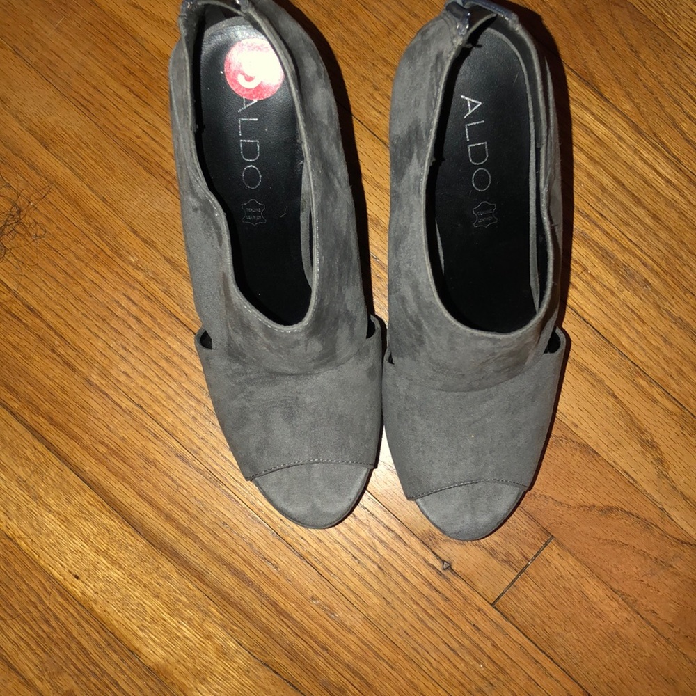 Gary Suede Bootie
